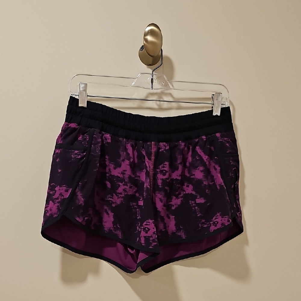 Lululemon Tracker Short III in the Breezie Regal Plum Black print; EUC; Size 12 - Picture 6 of 11
